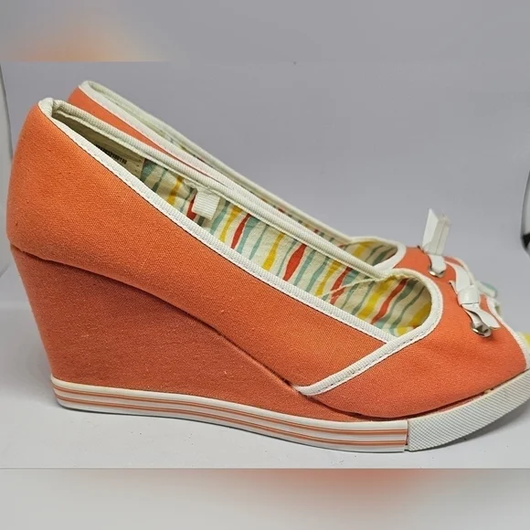 Joe Boxer Women's Orange Canvas Wedges Size 9 - Picture 6 of 11